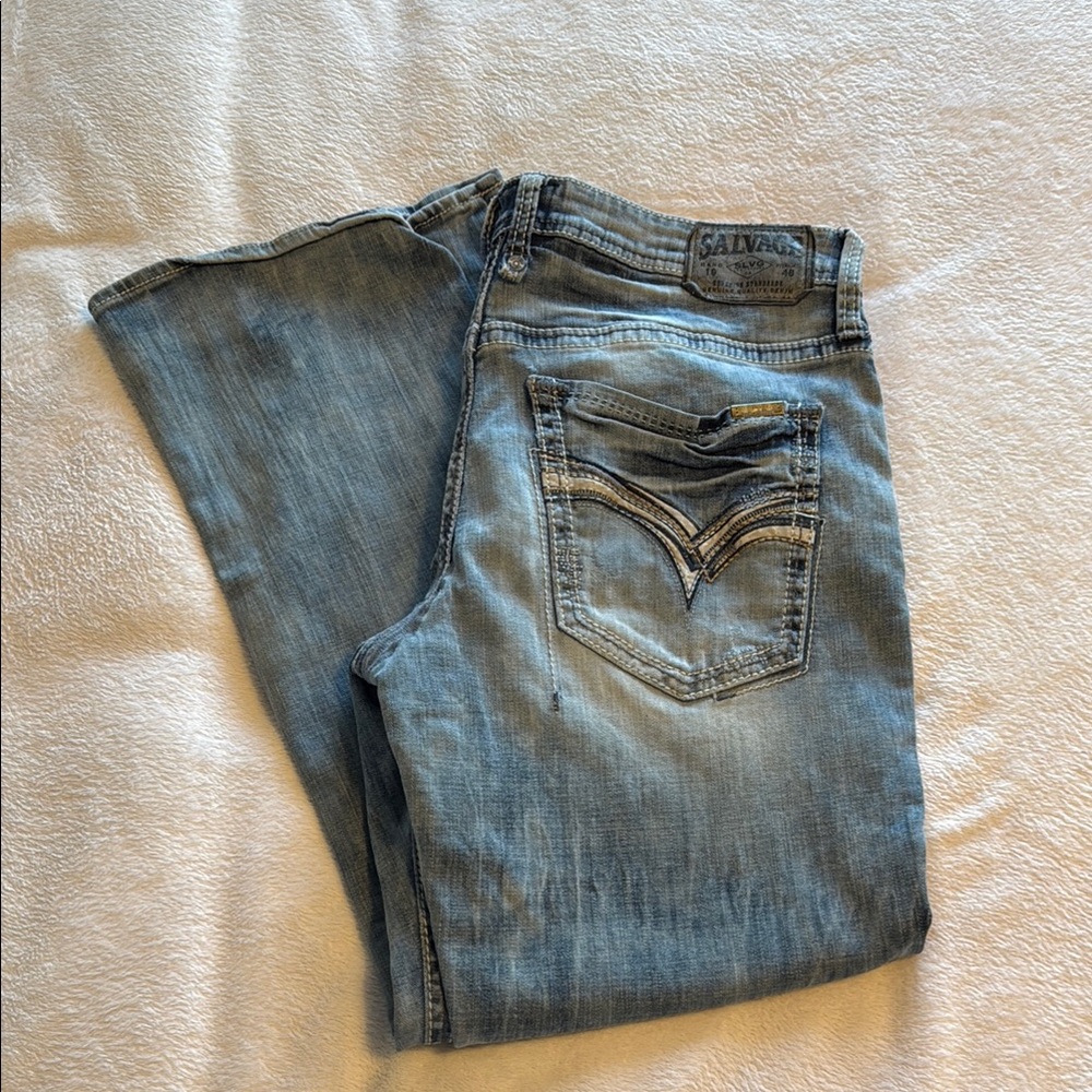 Salvage Blue Straight Jeans with Classic Style